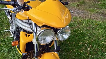 Prodám Triump Speed Triple 955i r.v. 2004 - 6