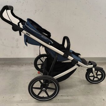 Thule Urban Glide 2 + fusak Lodger – skvělý stav - 6