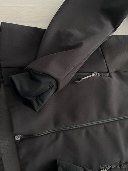 Dámská turistická softshellová bunda Quechua vel M - 6