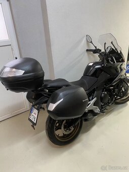 CF MOTO MT700 Premium - 6