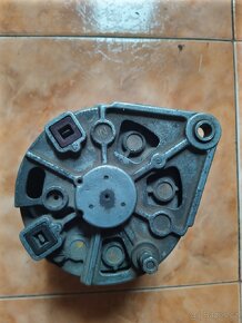 Tatra 613 alternátor 12V55w - 6