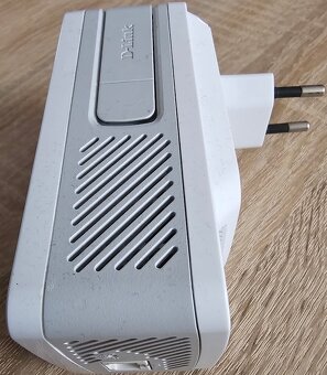 WiFi extendery D-Link DAP-1620 + TP-Link TL-WA850RE - 6