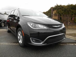 Chrysler Pacifica 3,6 Hybrid PLUG-IN RU 2018 - 6