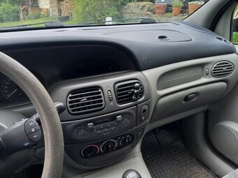 Renault Megane Scenic 1.6 16V - 6