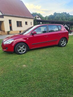 Kia Ceed 1.4 80kW, benzín, klima, manual - 6