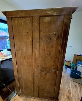 Starožitné skříně- sleva za rychlý odvoz - 6