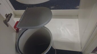 Landhaus kuchyně 720cm - 6