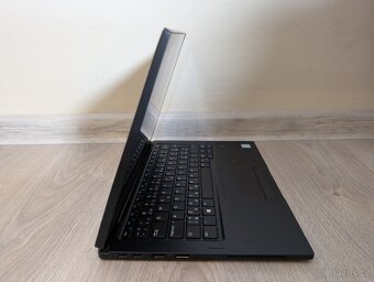 ▼DELL Latitude 7390 2-in-1 - 13,3" / TOUCH / 8GB / SSD / ZÁ - 6