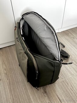 Peak Design Travel Backpack - 6