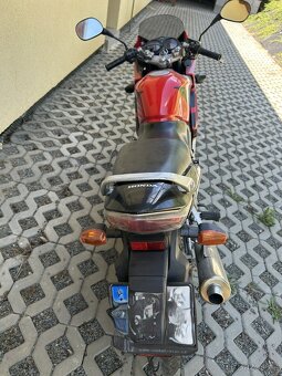 Honda CBR 125r - 6
