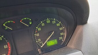 Prodám Škodu Fabii 1.4i 50kW r.2002 - 6