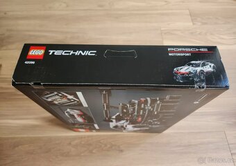 LEGO Technic Porsche 911 RSR 42096 - 6