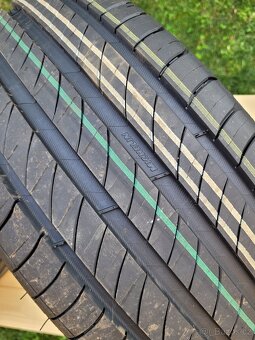 PNEU MICHELIN - 6