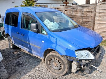 VW Touran 1.9TDI 77kw BXE prodám dily - 6