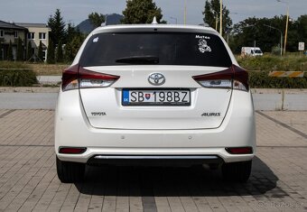 Toyota Auris 1.6 D-4D S&S Executive (2015). - 6