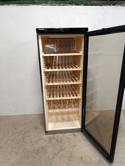 Vinotéka Liebherr Vinidor - 6