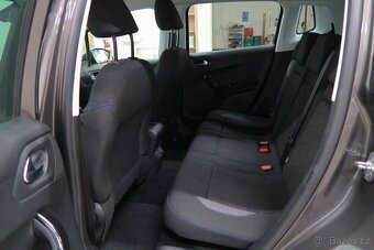Peugeot 2008 1.2 PT 96kW,SIGNATURE,CARPLAY,ZÁRUKA,1.MAJ. - 6