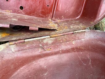 Kastlík baterie Jawa pérák - 6