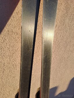 Dámské carvingové lyže Atomic 158cm - 6