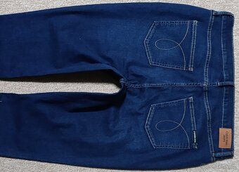 Dámské kalhoty, džíny zn. ARMANI SKINNY , model LILY, Push u - 6