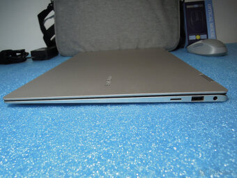 Samsung Galaxy Book 3 Pro 360° 16 palců Intel Core i7-1360P - 6