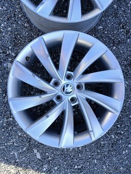 2 x disk Pegasus - Škoda Superb 8J 18" ET44 - 6