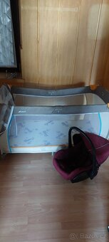 prodám starší Autosedačku+dětskou postýlku - 6