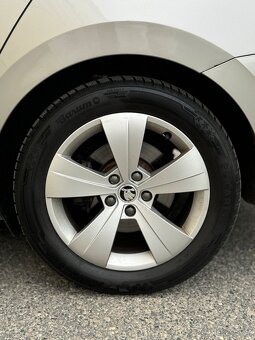 Skoda Superb 2016 - 6