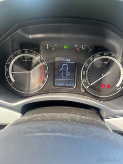 Skoda Octavia RS TDI 2007 Manual - 6