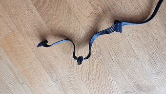 Zdroj Corsair RM650x Gold 650W - 6