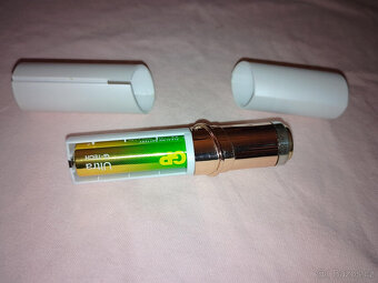 Epilátor(Depilátor) ve tvaru rtěnky - 6