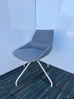 Nevyužité židle - 6