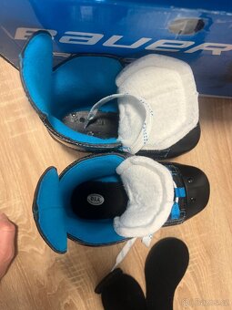 Dětské hokejové brusle Bauer - 6