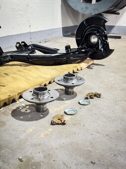 BMW e30 kotoučová náprava - 6