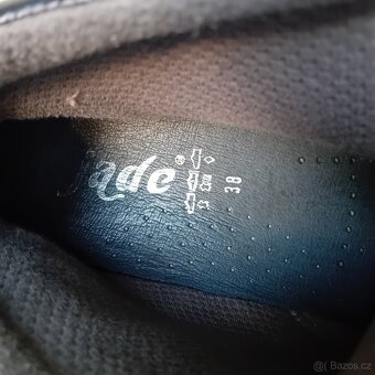 kožené důchodky č. 38,5    zn. Jade - 6