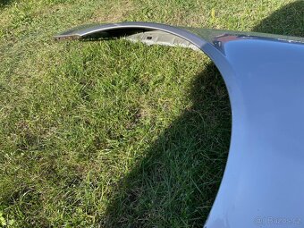 Mercedes W211 blatník - barva 723 - 6