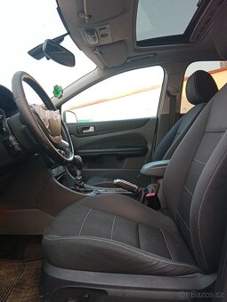 Ford Focus II 2.0tdci díly - 6