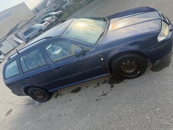 Skoda octavia 1.8t 110kw 4x4 dily - 6