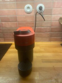 Kávovar nespresso Vertuo POP - makově matně červený - 6