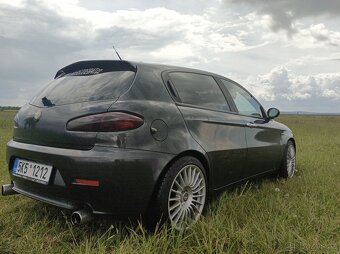 Alfa Romeo 147 facelift 1.9 JTDm 88 kW, r. 2007, STK 04/27 - 6
