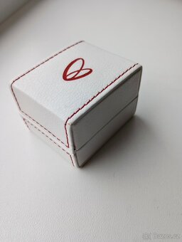 Stříbrný prsten se zirkonem, 51 mm - 6