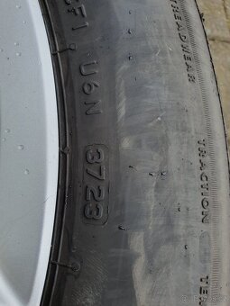 Alu kola vw 5x112 r16 6,5j et41 letni pneu 215/60/16 - 6