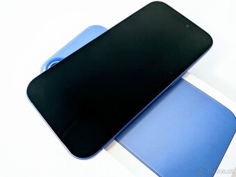 Apple iPhone 16 128GB + velké příslušenství - 6