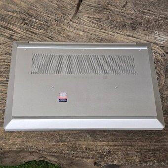 19) HP ProBook 430 G8 - 13,3" FHD, i5-1135G7,16GB,512GB SSD - 6