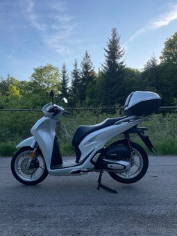 Honda SH 125i ABS - 6