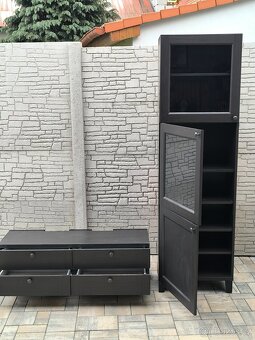 Prodám knihovnu a TV stolek IKEA - 6