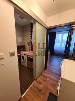 Pronájem bytu 18 m² - Suchdolské námestí, Praha 6 - 6