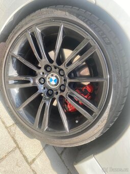 Bmw e90 325i - 6