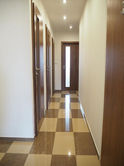 Pronájem bytu 3+1 71,2 m² Kuželova, Praha - Letňany - 6