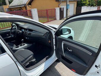 Renault Laguna - 6